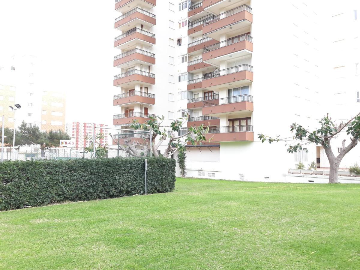 Valldigna 7 Playa De Gandia Solo Familias Exterior foto